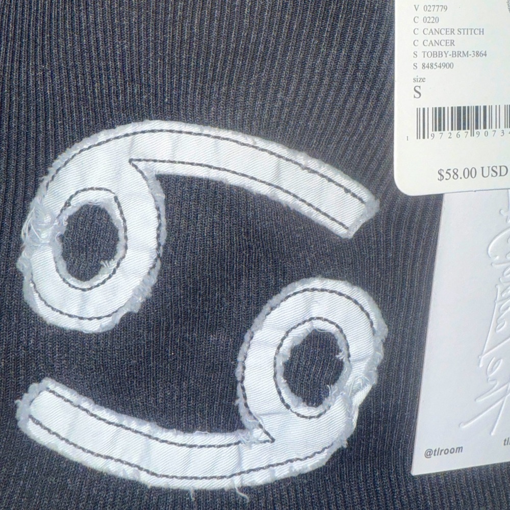 FREE PEOPLE THE LAUNDRY ROOM NWT CUT + PASTE CANCER ZODIAC T-SHIRT - Picture 2 of 3